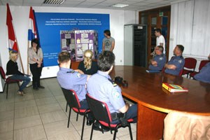 Slika Fotografije/Opcenite fotografije/Kad glazba zaglusi usi/promet-i-sred.skole-M.jpg